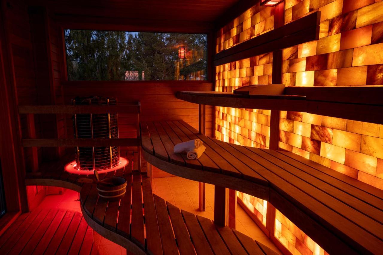 Zamardi Tok Hotel ภายนอก รูปภาพ
