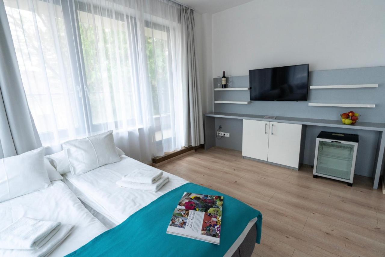 Zamardi Tok Hotel ภายนอก รูปภาพ