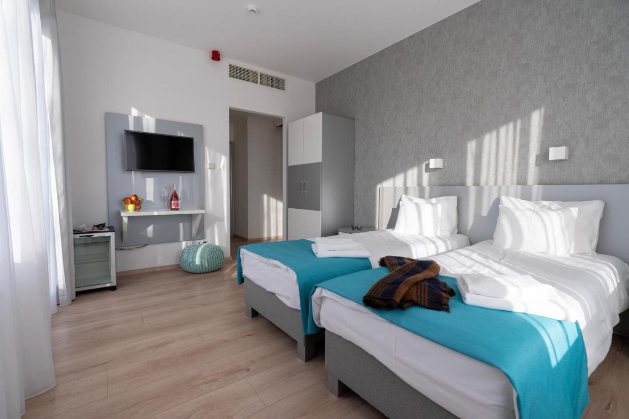Zamardi Tok Hotel ภายนอก รูปภาพ